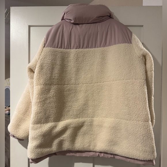 Women’s Artic Expedition Sherpa Jacket - Picture 2 of 9